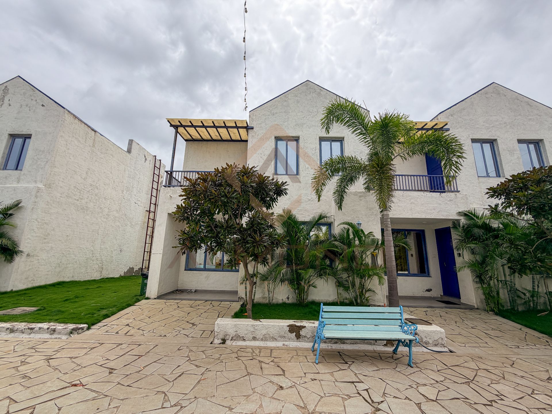 Villa Nova 4 image 1